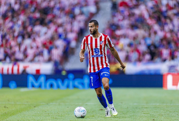 开云-阿斯报：马竞医疗团队正检查汉茨科腿部，以确定问题是否出在脚踝